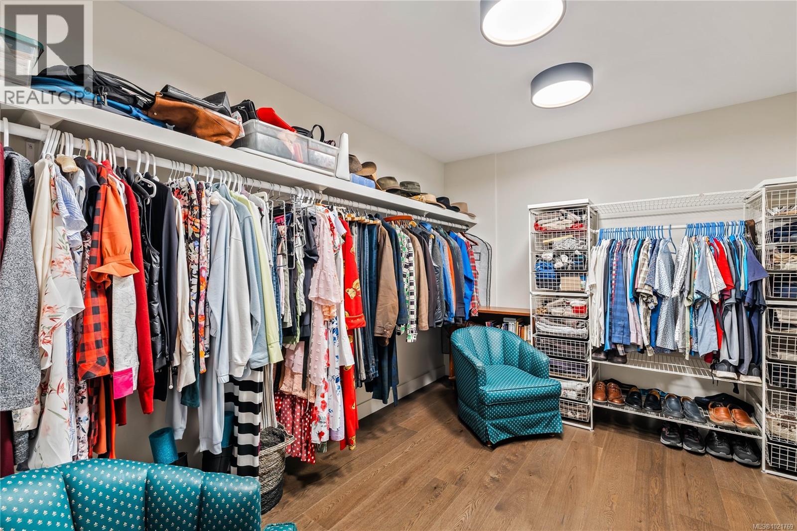  220 Park Drive, Salt Spring