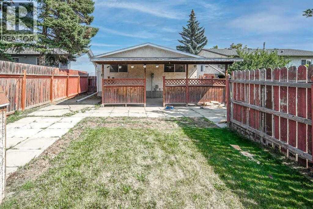 Single Family House Bungalow for Sale in  Rundlecairn Way NE Rundle Calgary 
