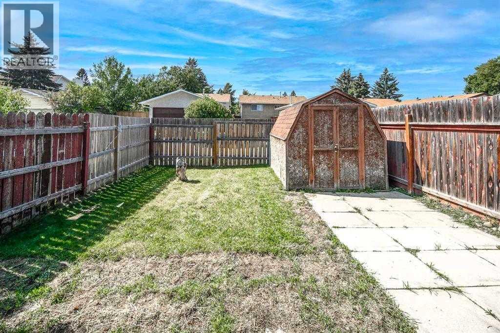 Single Family House Bungalow for Sale in  Rundlecairn Way NE Rundle Calgary 