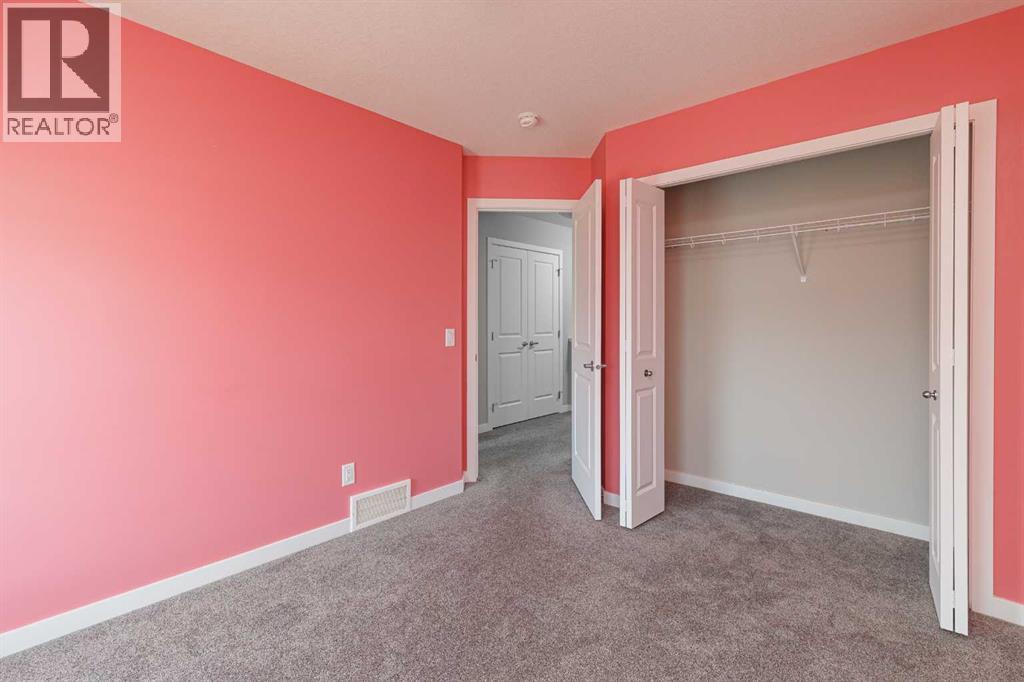 25 Sunrise Way, Cochrane