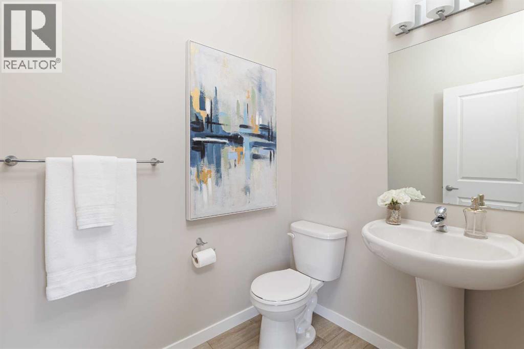 25 Sunrise Way, Cochrane