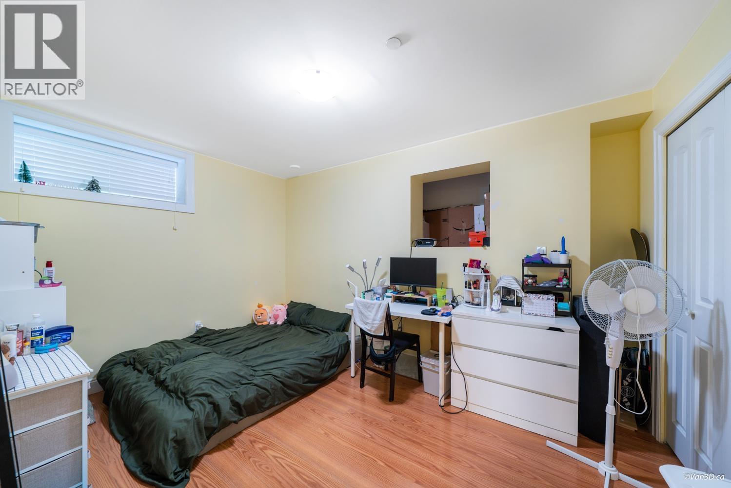 6830 VIVIAN STREET, Vancouver