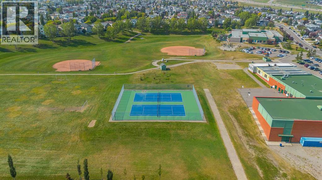 Single Family House Bi-level for Sale in  Hidden Valley Drive NW Hidden Valley Calgary 