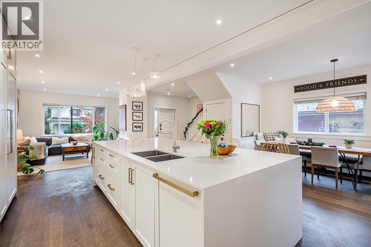 3576 MARSHALL STREET, Vancouver