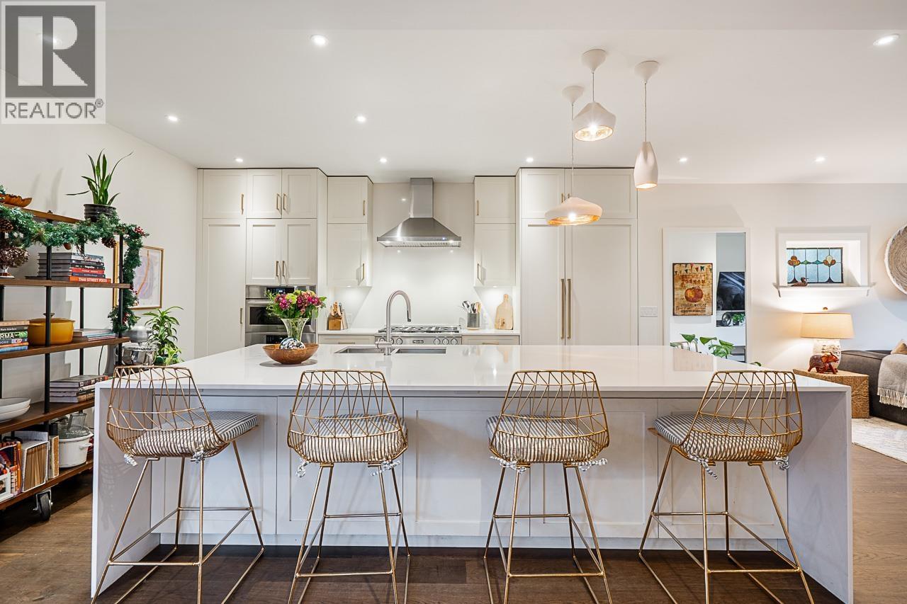 3576 MARSHALL STREET, Vancouver