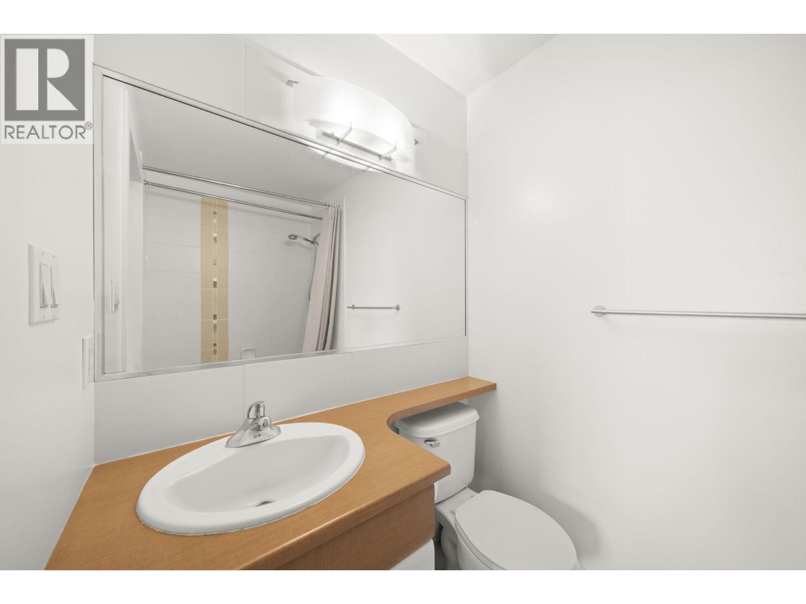 #318-6033 KATSURA Street, Richmond