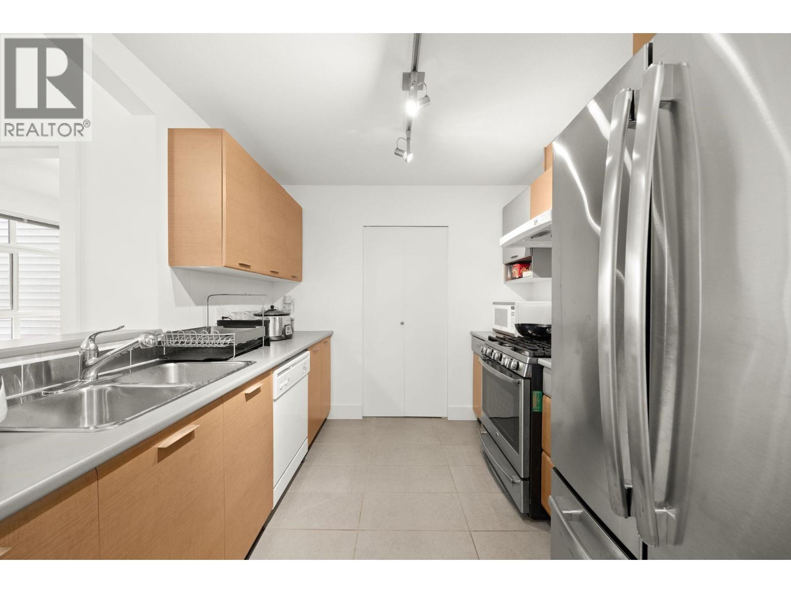 #318-6033 KATSURA Street, Richmond