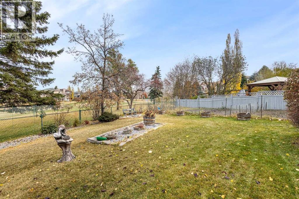 Single Family House for Sale in  Douglas Woods Point SE Douglasdale/Glen Calgary 