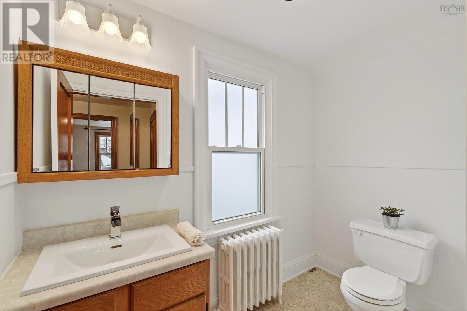 Property 31 of 33 of 5313 Russell Street