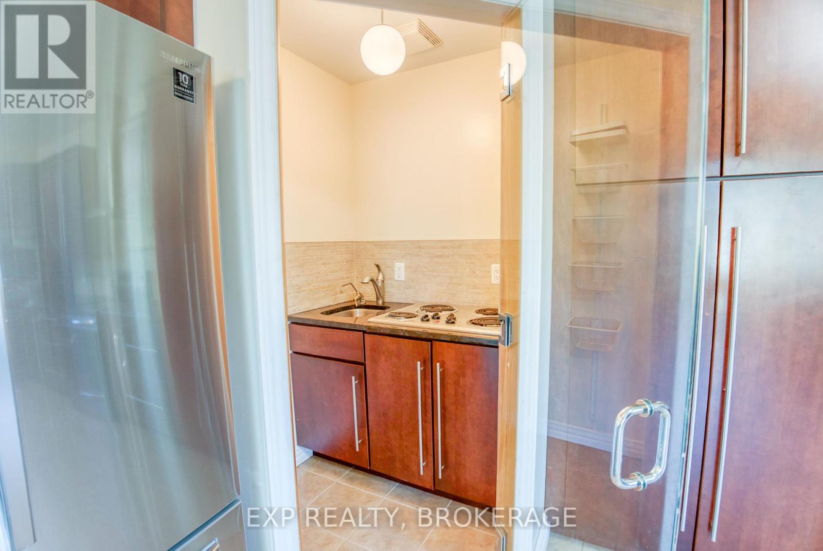 6 OLIVER ROAD - 16