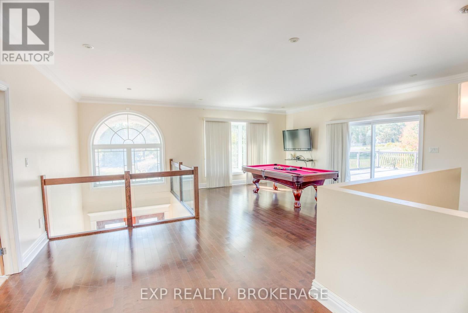 6 OLIVER ROAD - 21