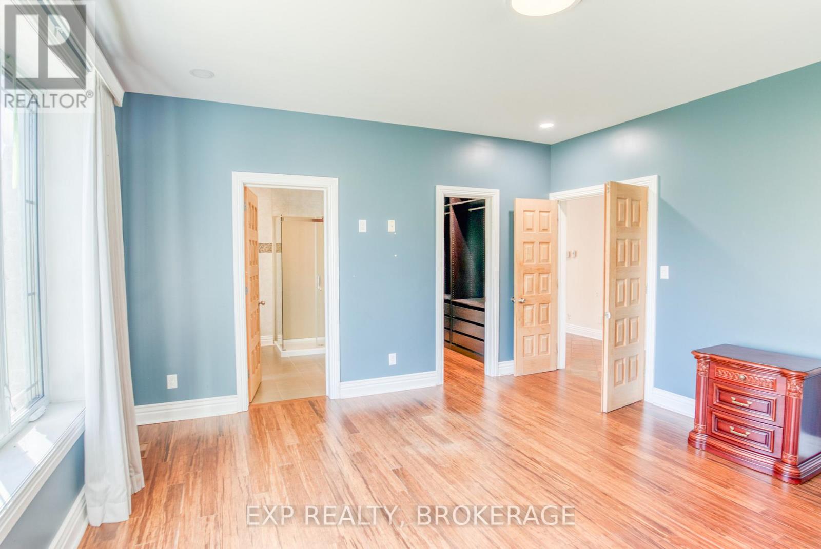 6 OLIVER ROAD - 8