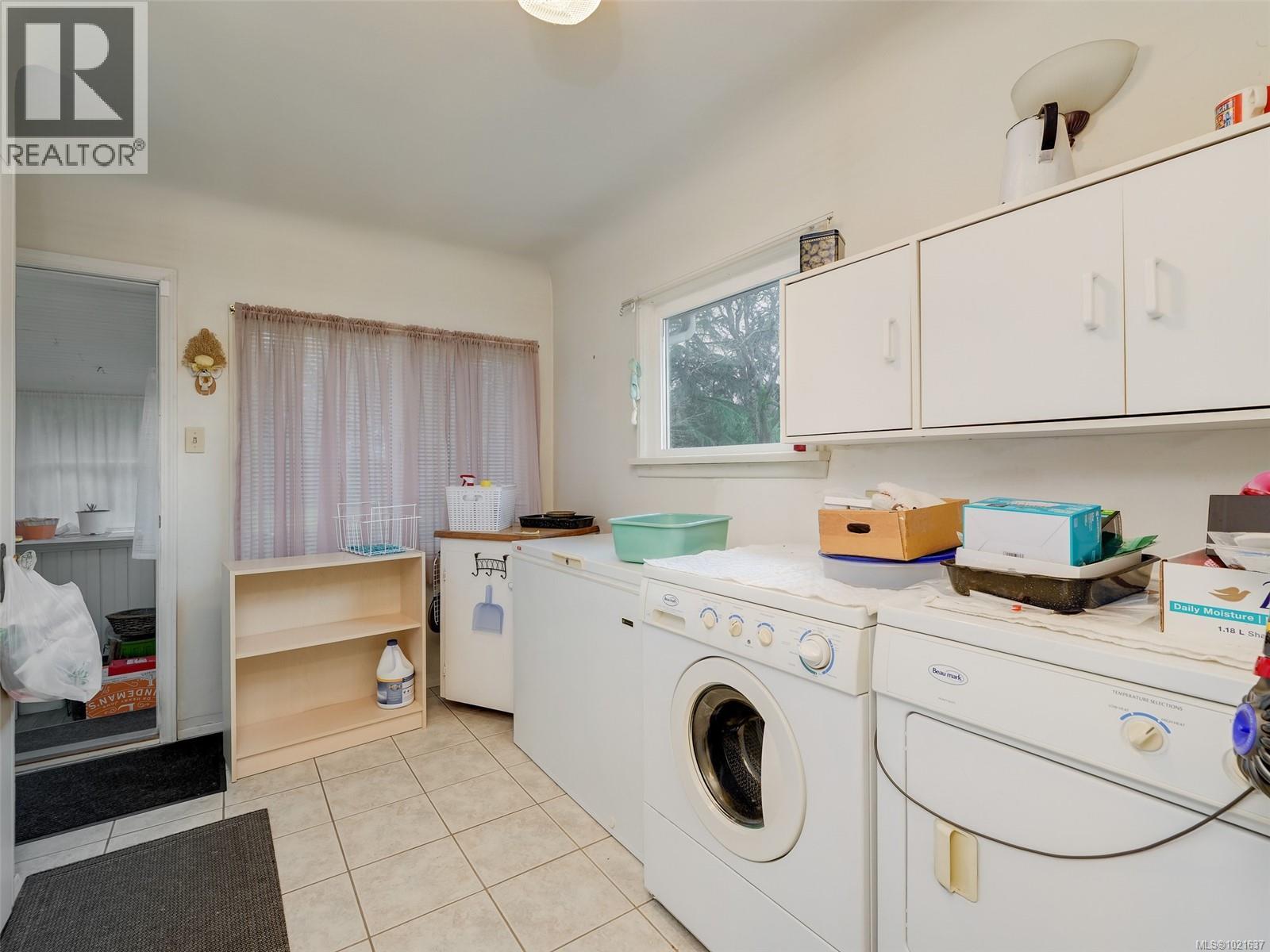  3059 Admirals Road, Saanich