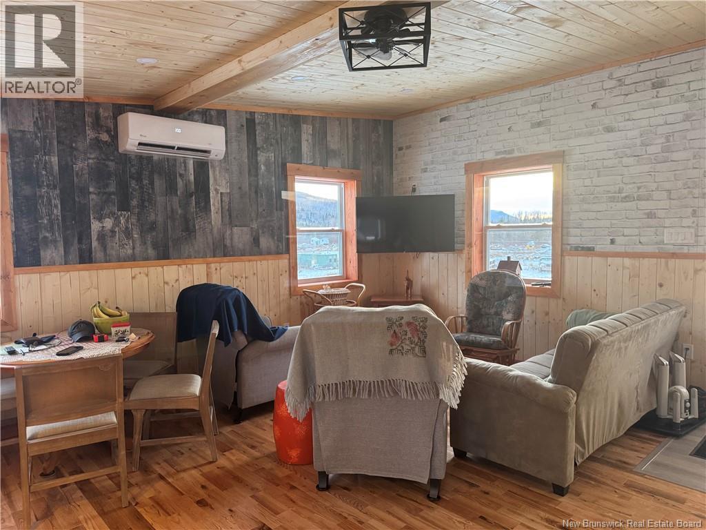 64 BASELINE ROAD - 19