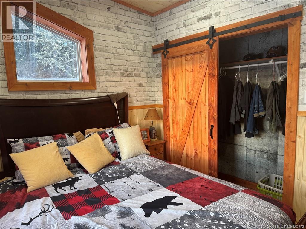 64 BASELINE ROAD - 28