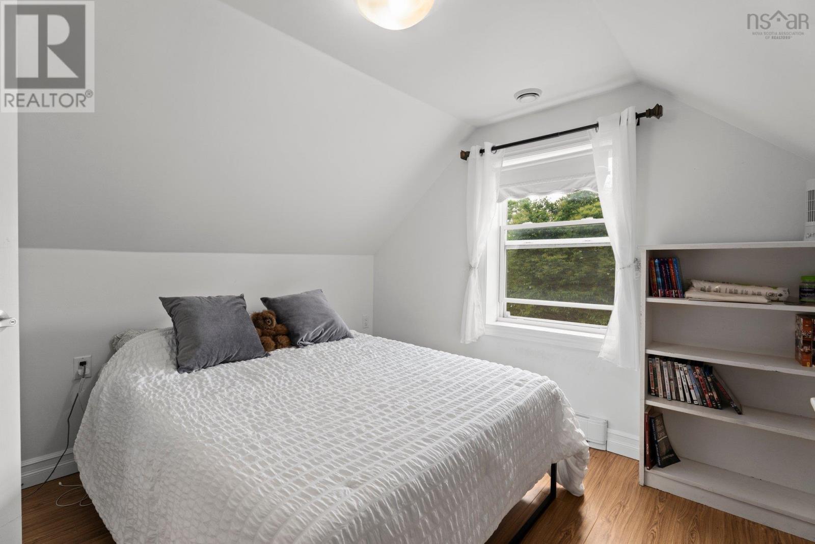 Property 24 of 50 of 135 West River Road