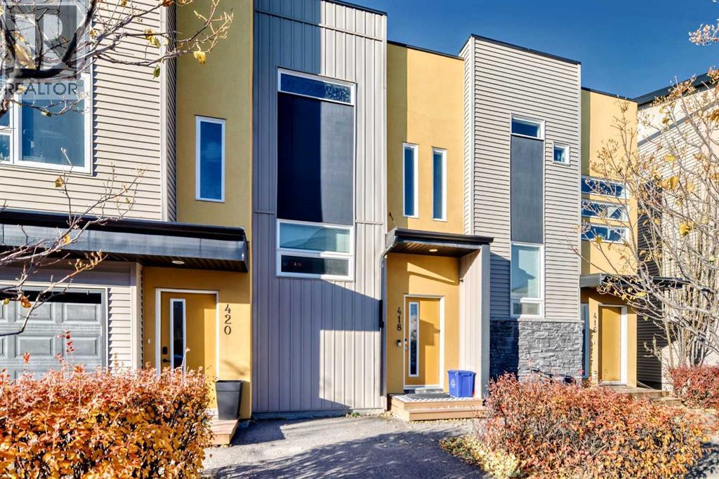 Single Family House for Sale in  Covecreek Circle NE Coventry Hills Calgary 