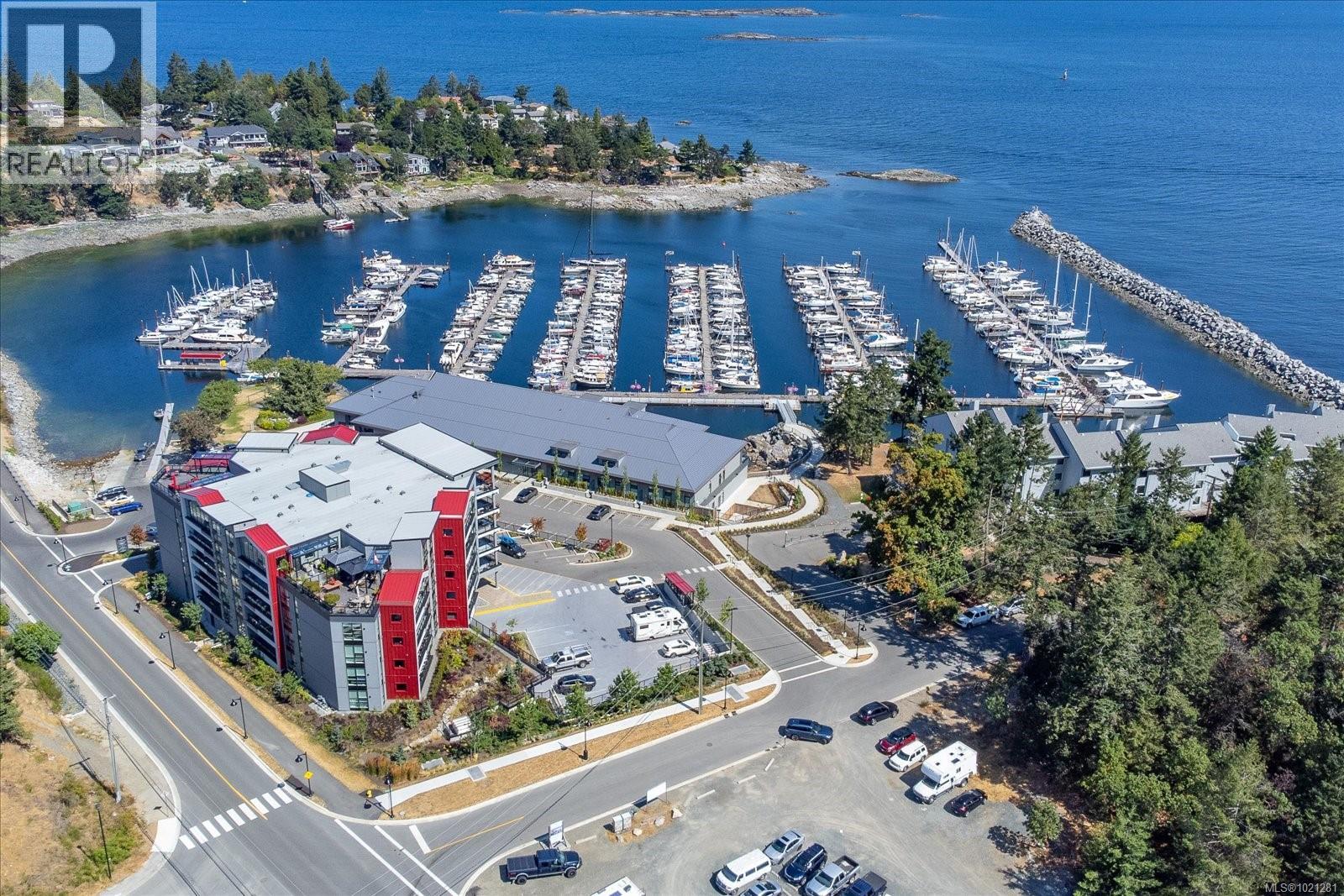 305 3529 Dolphin Dr, Nanoose Bay