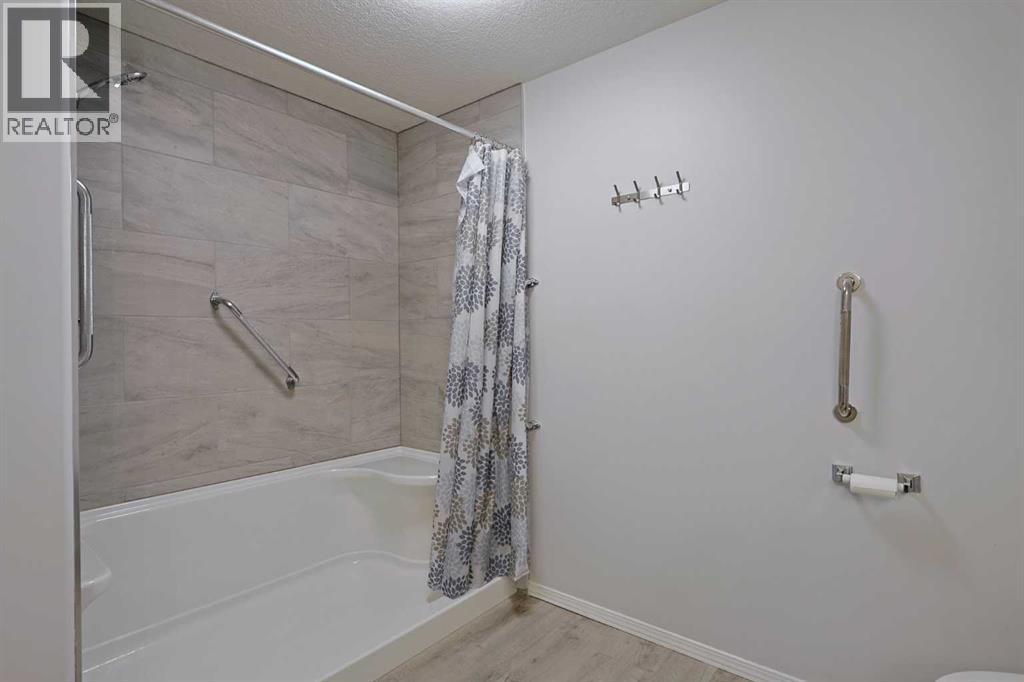 Single Family House for Sale in   Prominence Rise SW Patterson Calgary 