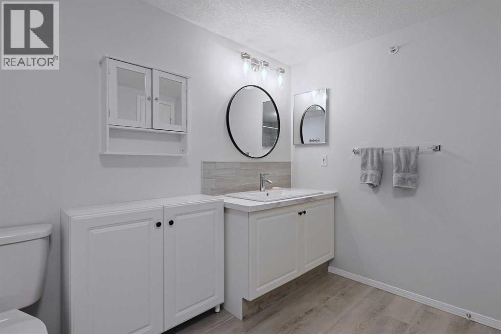 Single Family House for Sale in   Prominence Rise SW Patterson Calgary 