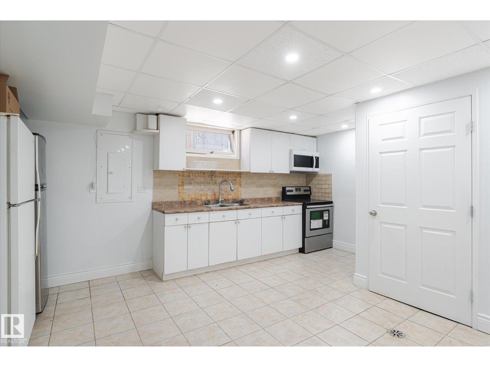 2520 116 ST NW, Edmonton