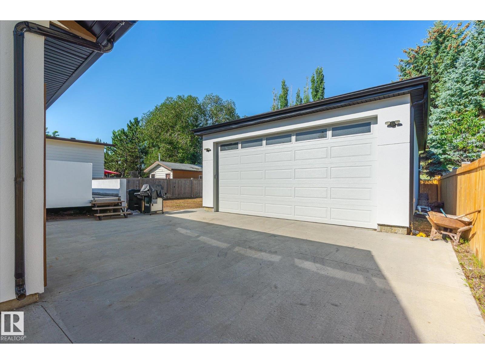 2520 116 ST NW, Edmonton