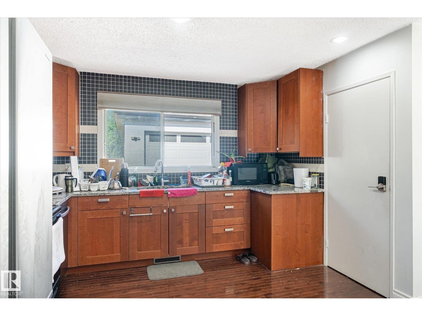 2520 116 ST NW, Edmonton