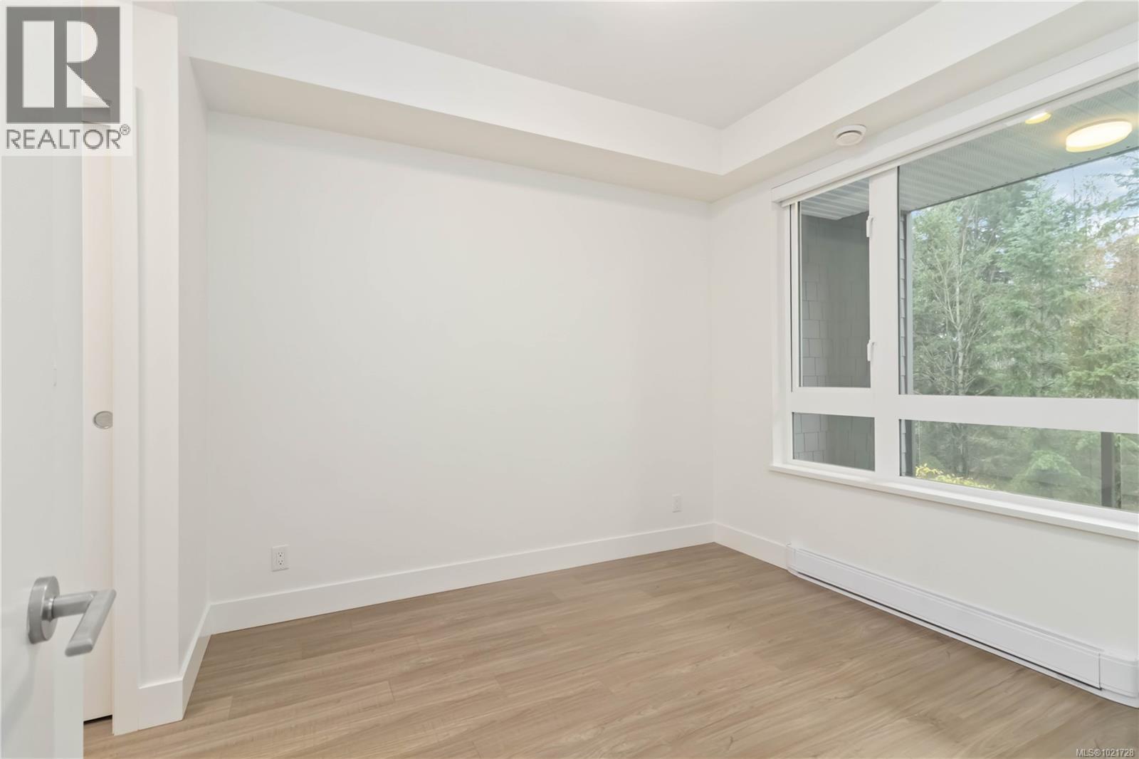 203 960 Reunion Ave, Langford