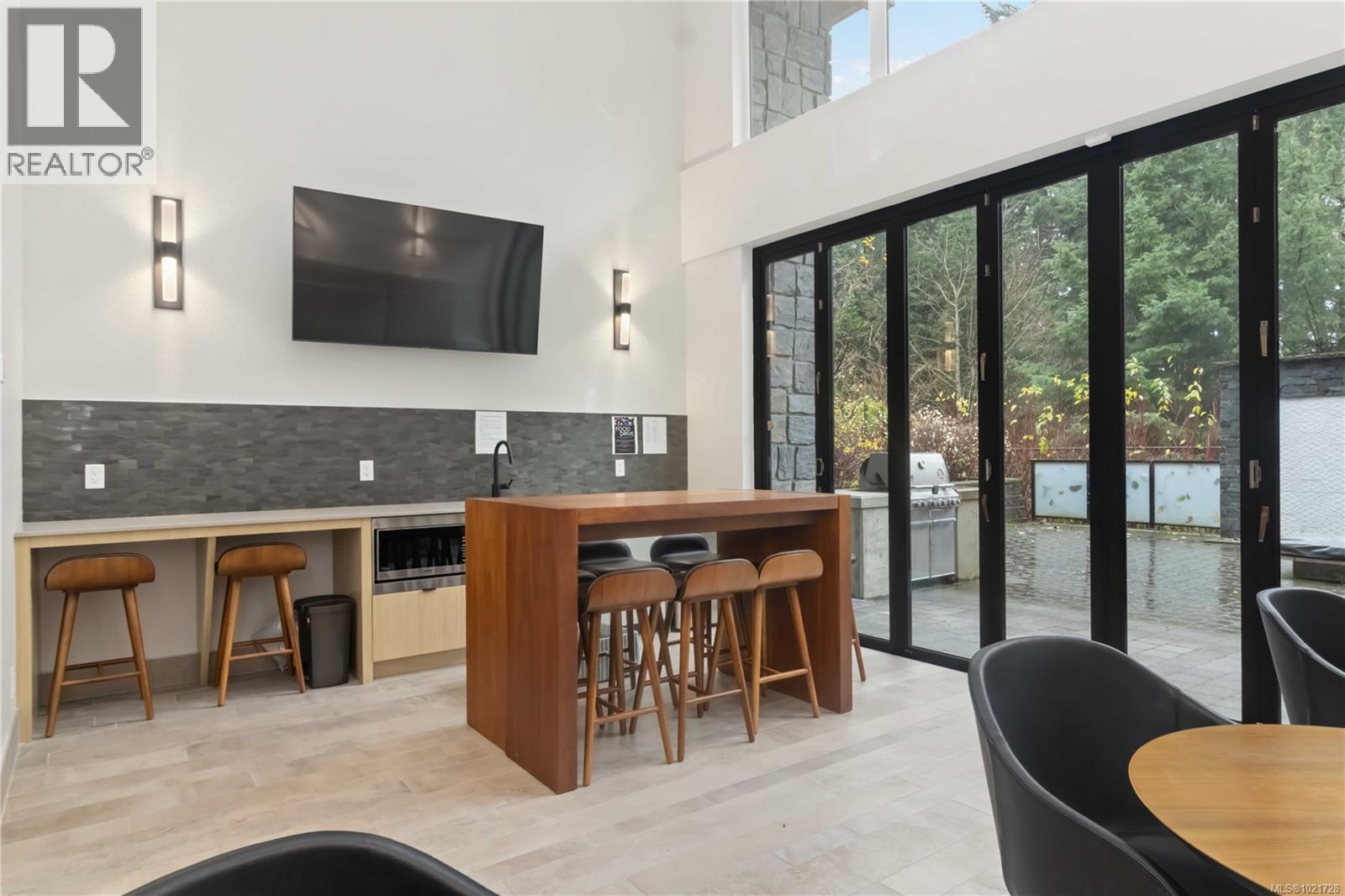 203 960 Reunion Ave, Langford