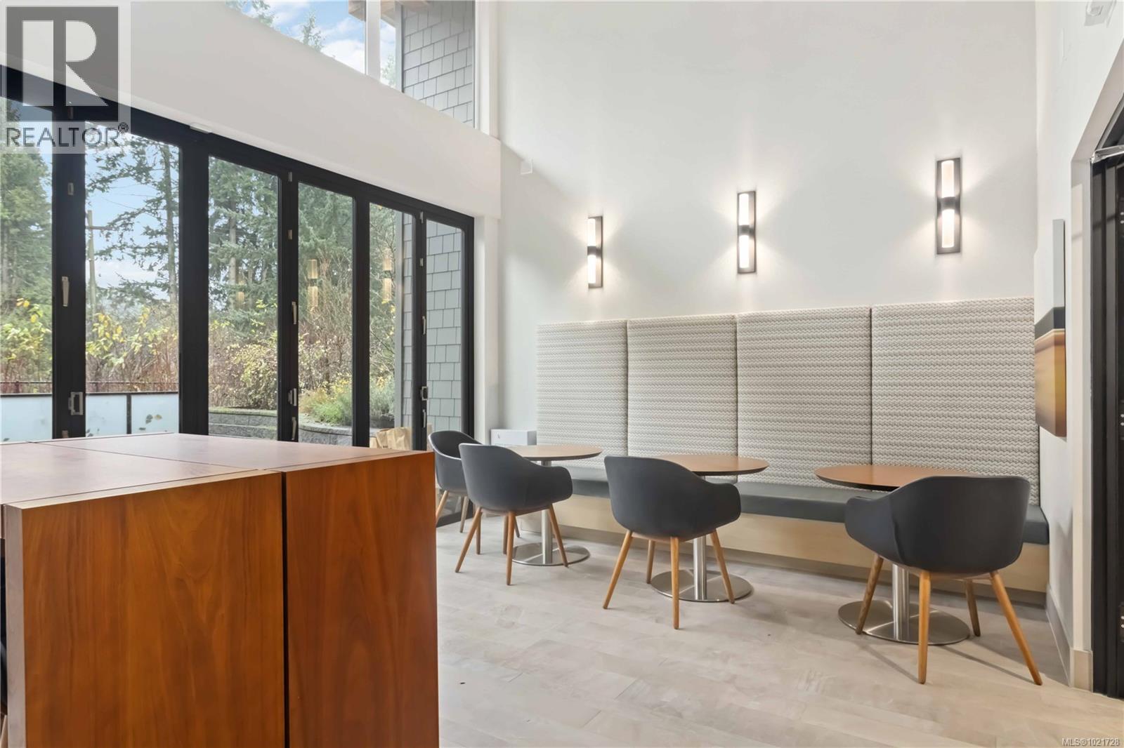 203 960 Reunion Ave, Langford