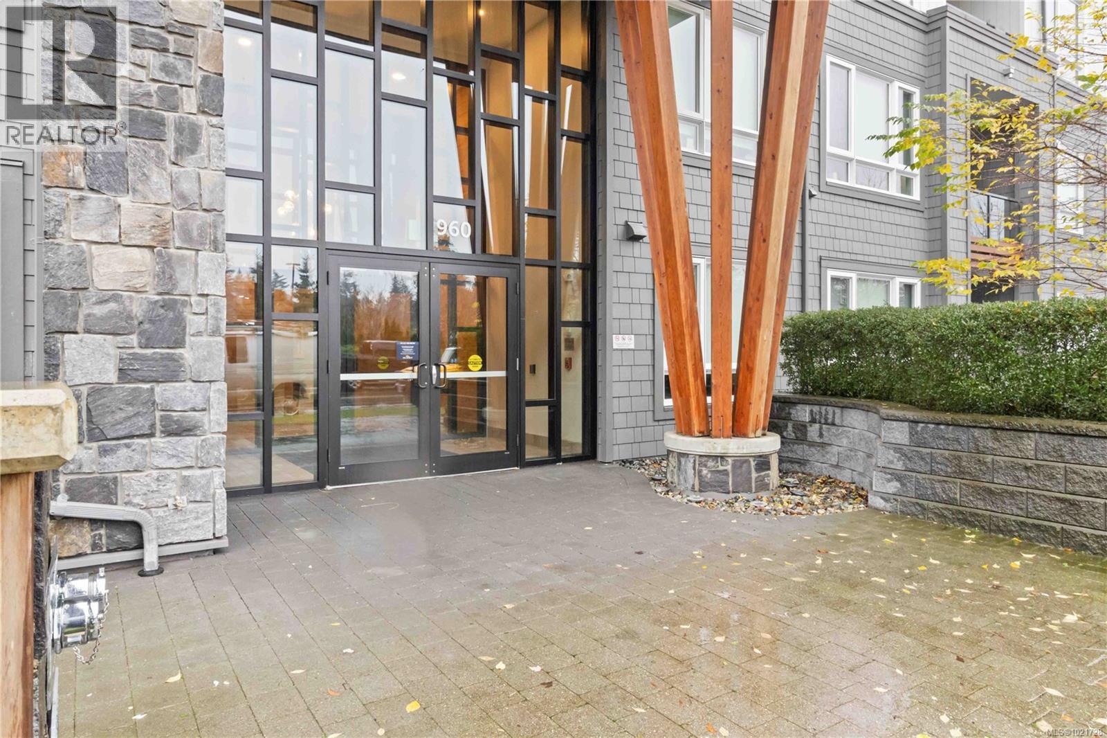 203 960 Reunion Ave, Langford