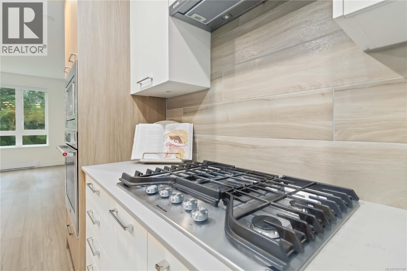 203 960 Reunion Ave, Langford