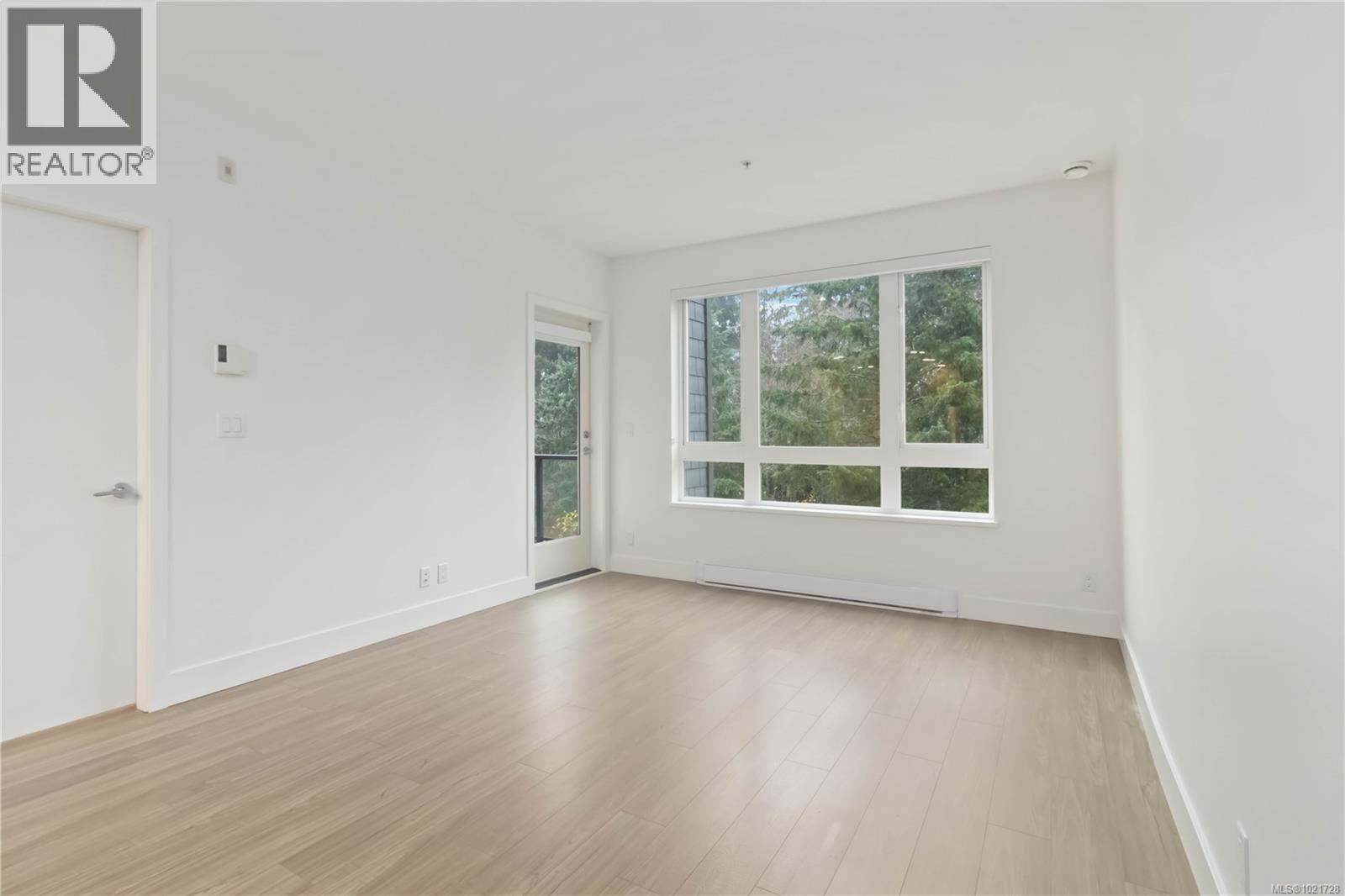 203 960 Reunion Ave, Langford