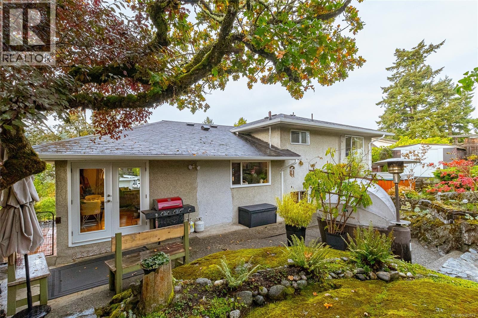  3837 Wilkinson Road, Saanich