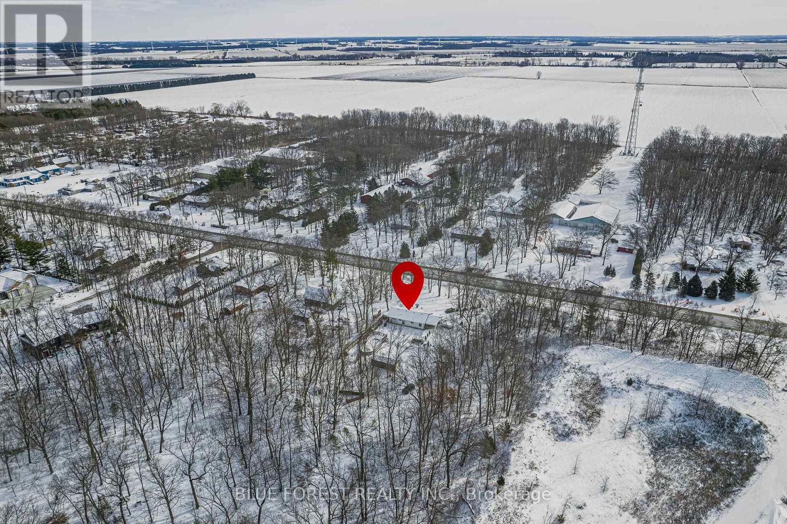 9716 LAKESHORE ROAD Property Photo