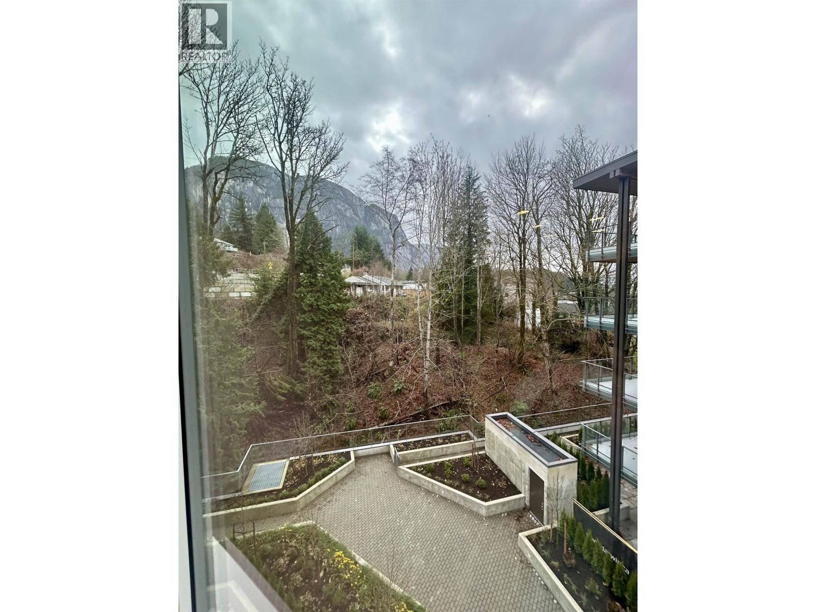 501 1504 SCOTT CRESCENT, Squamish