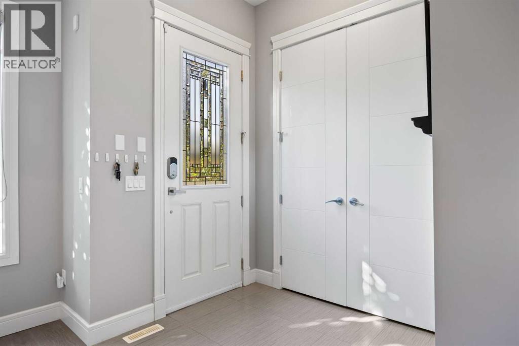 Single Family House for Sale in   Avenue NW Banff Trail Calgary 