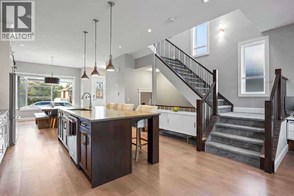 Single Family House for Sale in   Avenue NW Banff Trail Calgary 