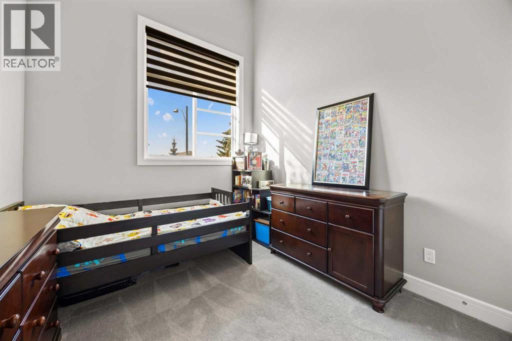 Single Family House for Sale in   Avenue NW Banff Trail Calgary 