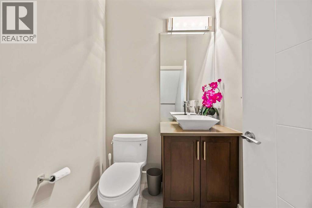 Single Family House for Sale in   Avenue NW Banff Trail Calgary 