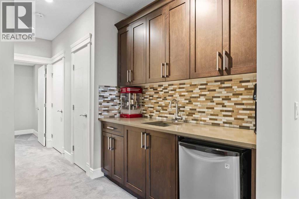 Single Family House for Sale in   Avenue NW Banff Trail Calgary 