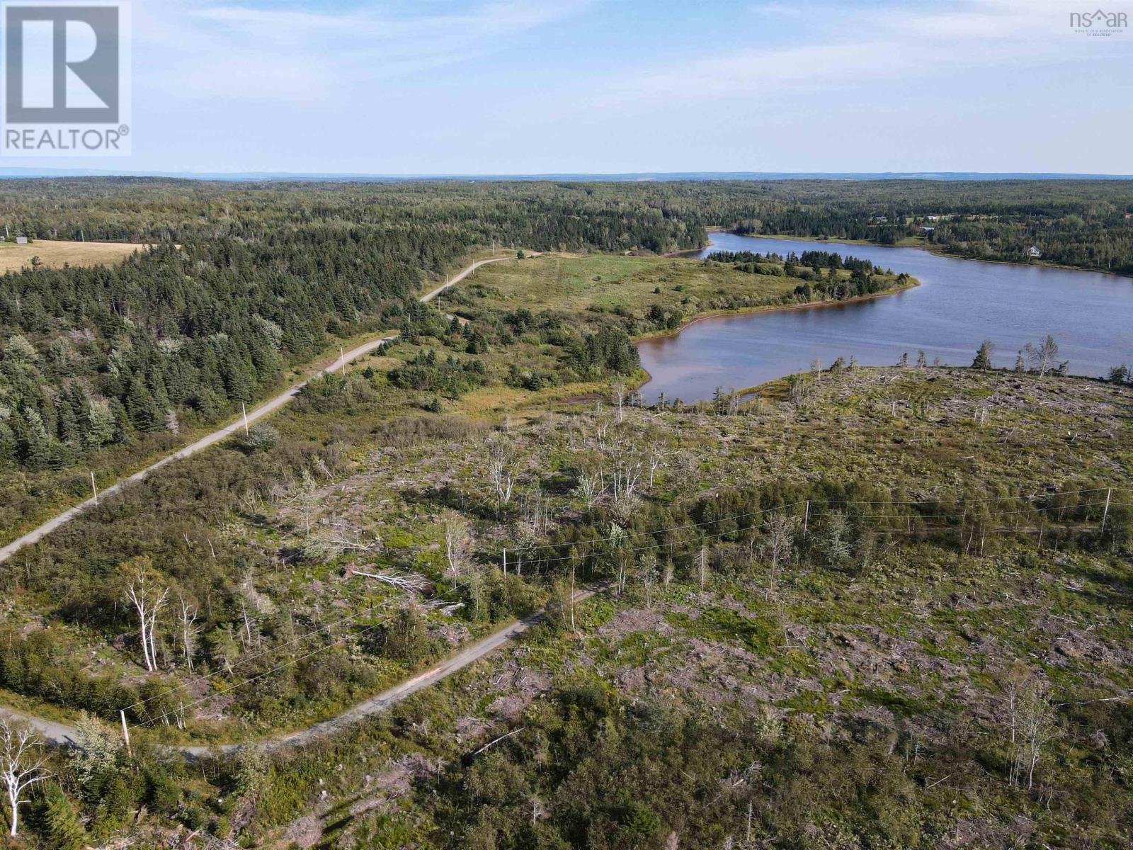 Property 6 of 14 of 993 Southside Harbour Road