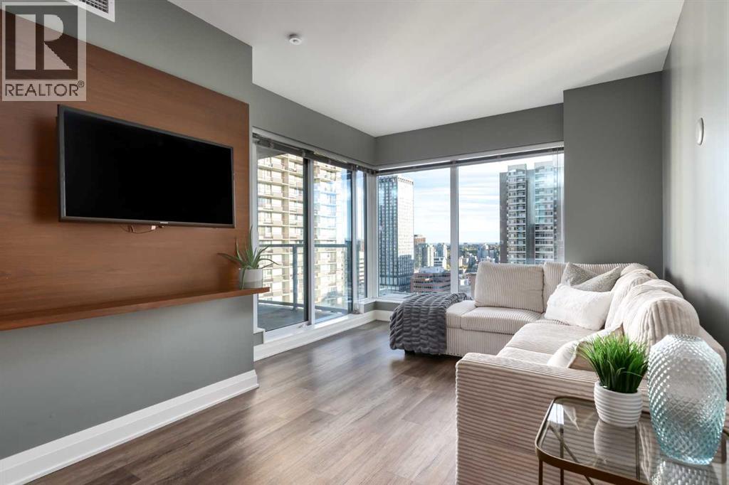 Single Family House for Sale in    Avenue SW Downtown Commercial Core Calgary 