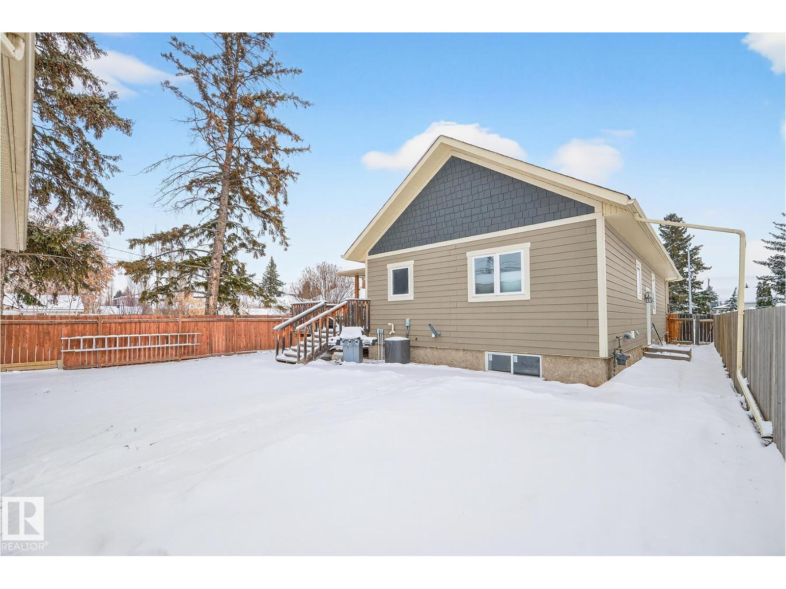 Single Family House Bungalow for Sale in   ST NW Edmonton 