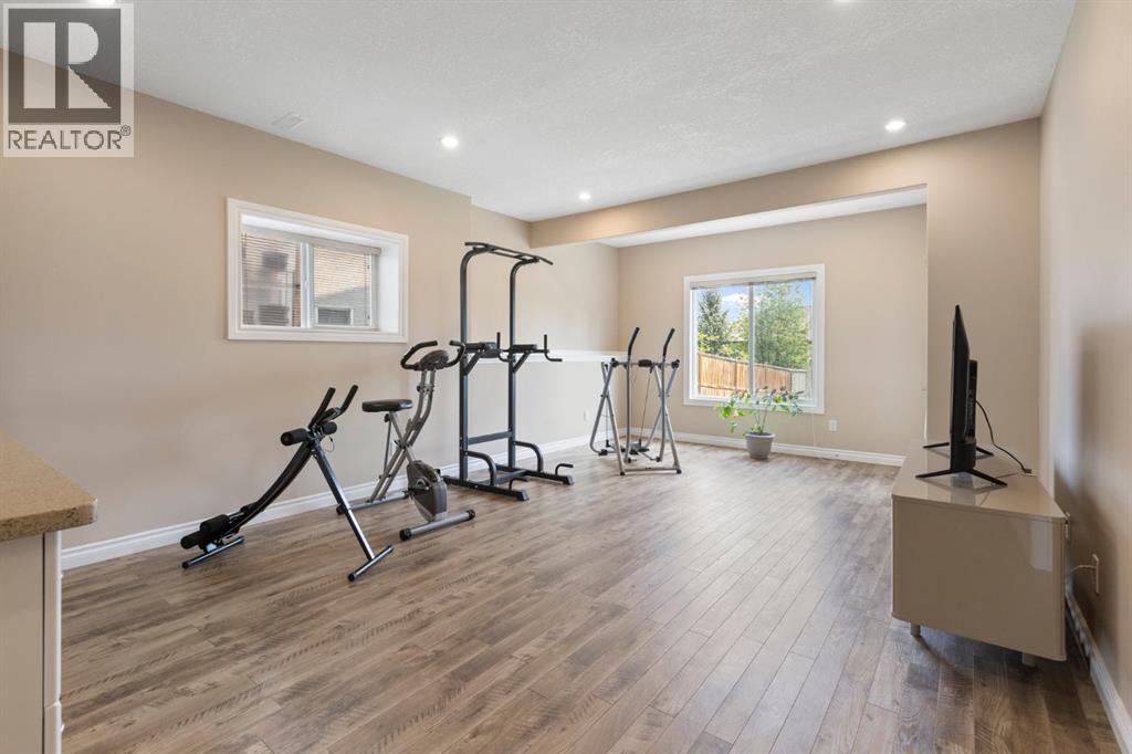 Single Family House for Sale in  Sherwood Hill NW Sherwood Calgary 