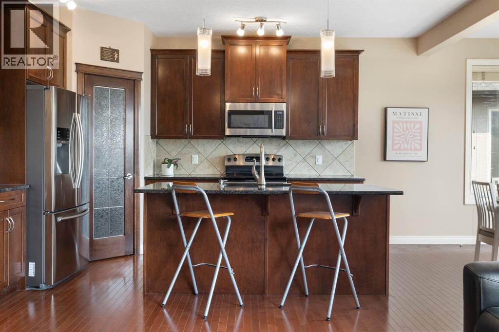 Single Family House for Sale in  Sherwood Hill NW Sherwood Calgary 