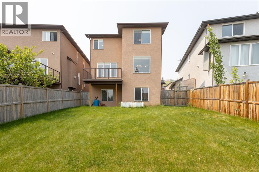 Single Family House for Sale in  Sherwood Hill NW Sherwood Calgary 