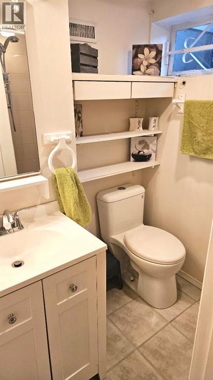 Single Family House Bungalow for Sale in  Glenpatrick Drive SW Glenbrook Calgary 