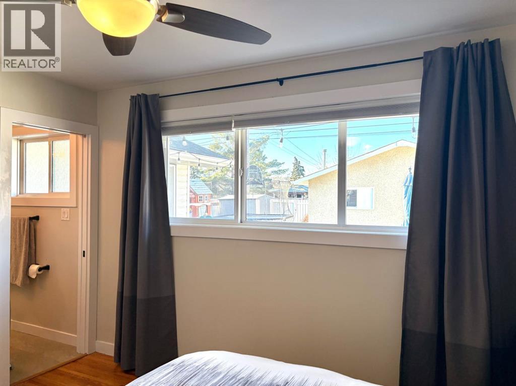 Single Family House Bungalow for Sale in  Glenpatrick Drive SW Glenbrook Calgary 