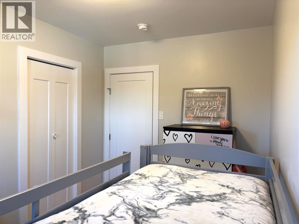 Single Family House Bungalow for Sale in  Glenpatrick Drive SW Glenbrook Calgary 